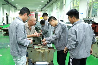 教育奮進(jìn)之筆 1 1 走進(jìn)四川 調(diào)研高校應(yīng)用型本科人才培養(yǎng)