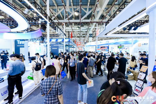 匯聚教育裝備新產(chǎn)品 新技術(shù) 新成果 第79屆中國教育裝備展示會在廈門開幕